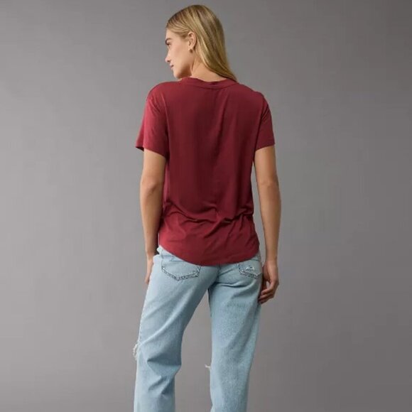 NWT American Eagle Soft & Sexy Oversized Burgundy V-Neck Tee Shirt - Picture 2 of 8